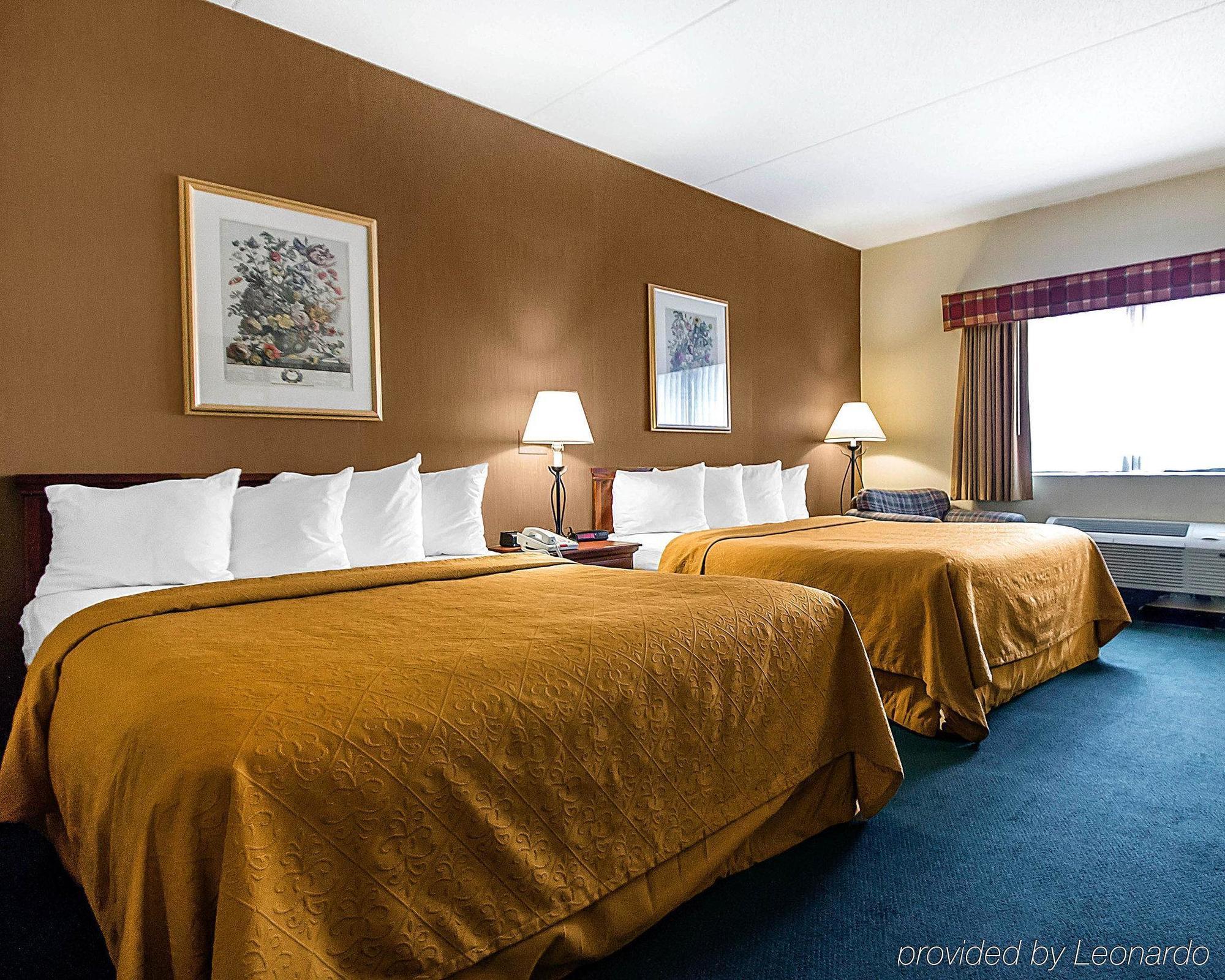 Quality Inn Cromwell - Middletown Bagian luar foto