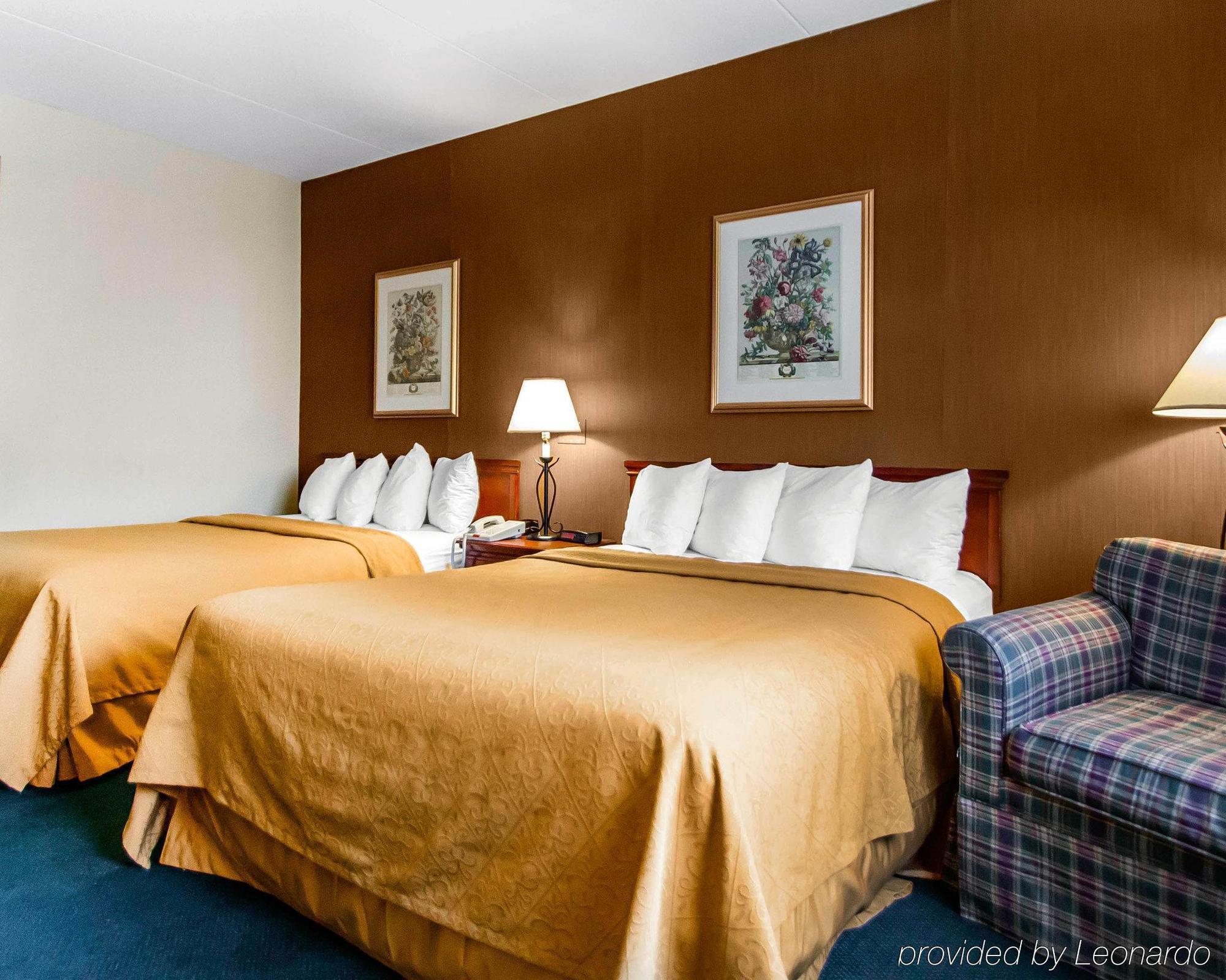 Quality Inn Cromwell - Middletown Bagian luar foto