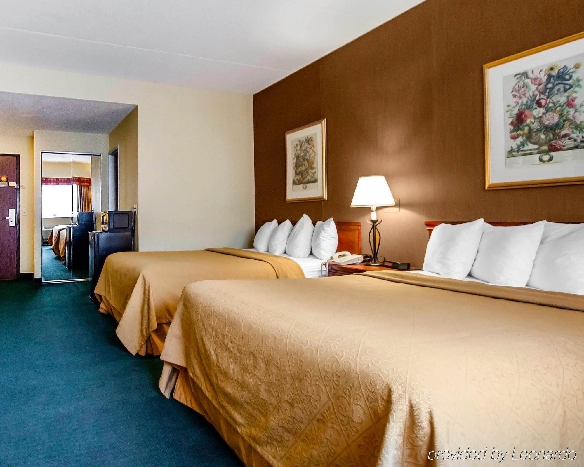 Quality Inn Cromwell - Middletown Bagian luar foto