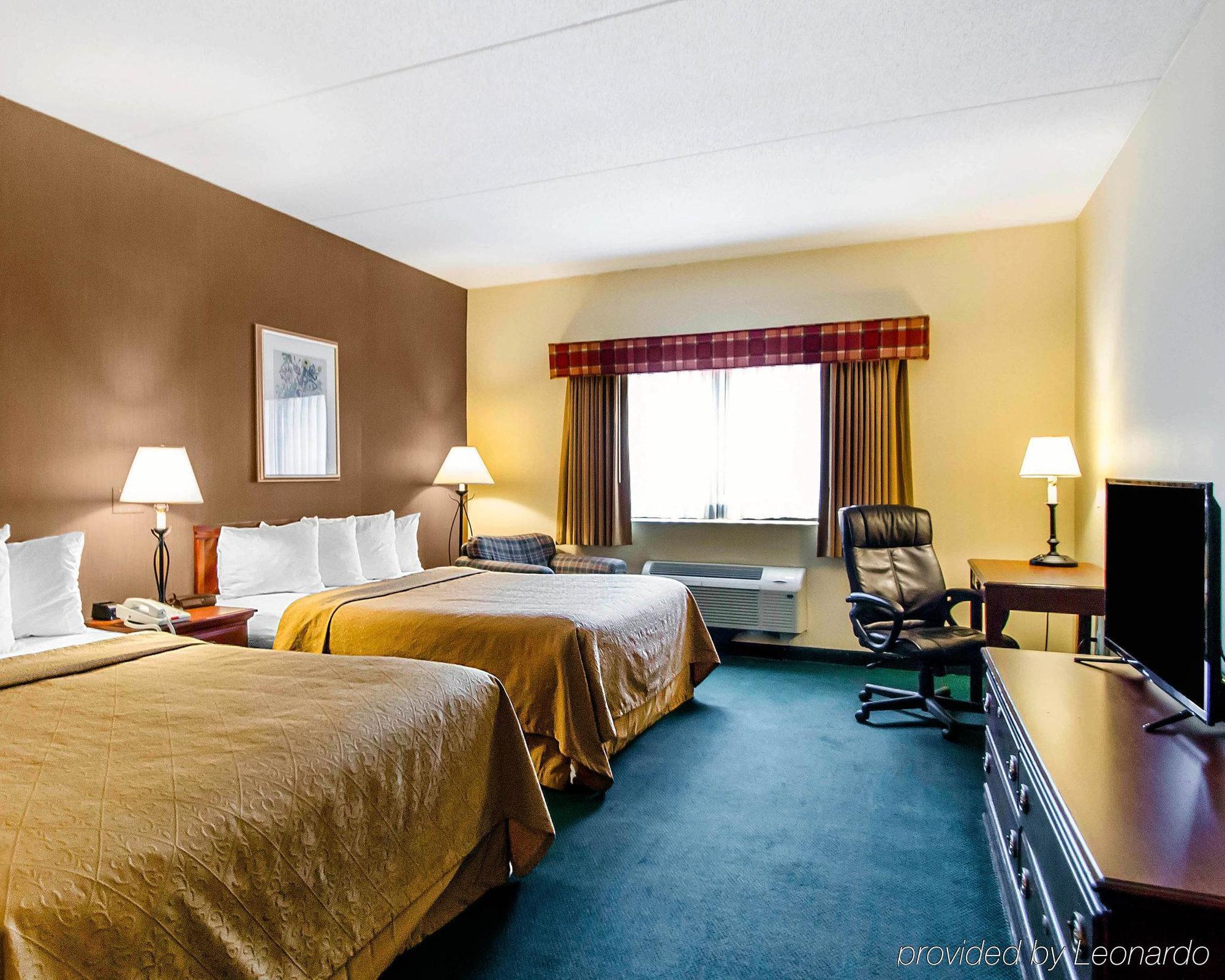 Quality Inn Cromwell - Middletown Bagian luar foto